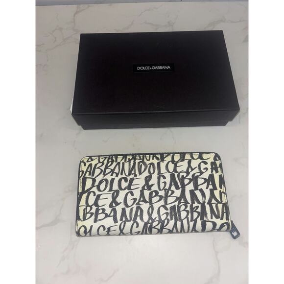 Dolce & Gabbana Logo Print Wallet - Like New - Picture 1 of 3